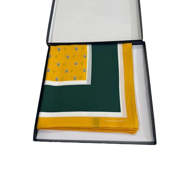 Vineyard Vines Square Scarf Silk NEW Methodist University GB Packers Colors - Picture 1 of 8